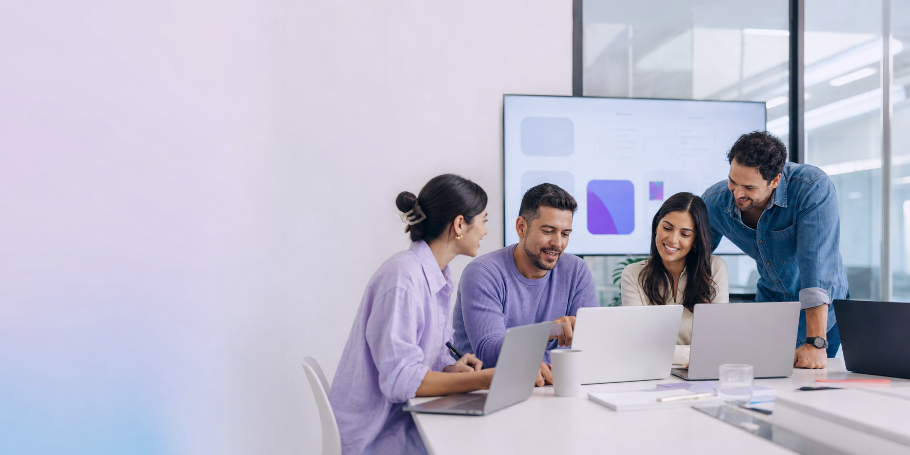 Equipo de Vecqo Group construyendo soluciones digitales